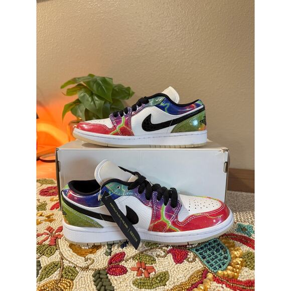 Women's Jordan 1 Low Multicolor Galaxy White Black Patent Leather CW7310 909 - Picture 2 of 9